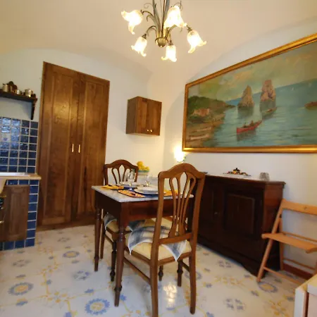 Locazione Turistica Beach Side * نيرانو